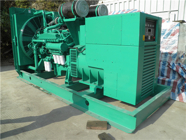 白城发电车出租-柴油发电机组在使用的过程中应该做好哪些防护工作