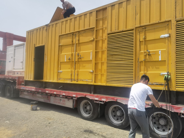 白城除了负载情况和发动机维护，还有哪些因素会影响 200kw 柴油发电机的油耗？