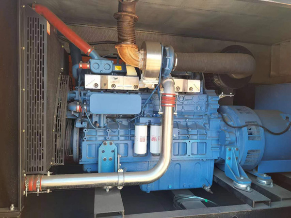 白城柴油发电机组一般有几种电压输出？