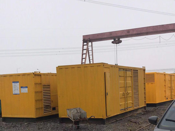 白城100kw柴油发电机组每小时油耗？